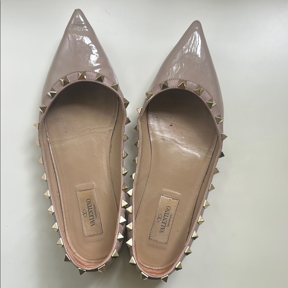 Valentino Women's Patent Studded Flats - Light Pink